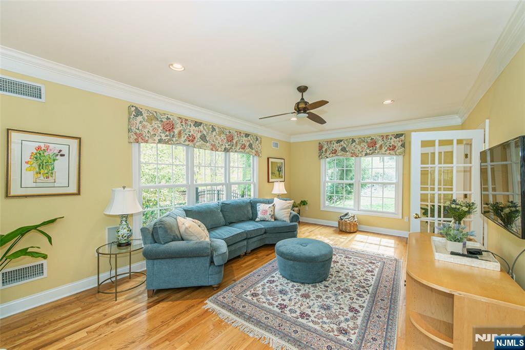 5 Julia Court — photo 7