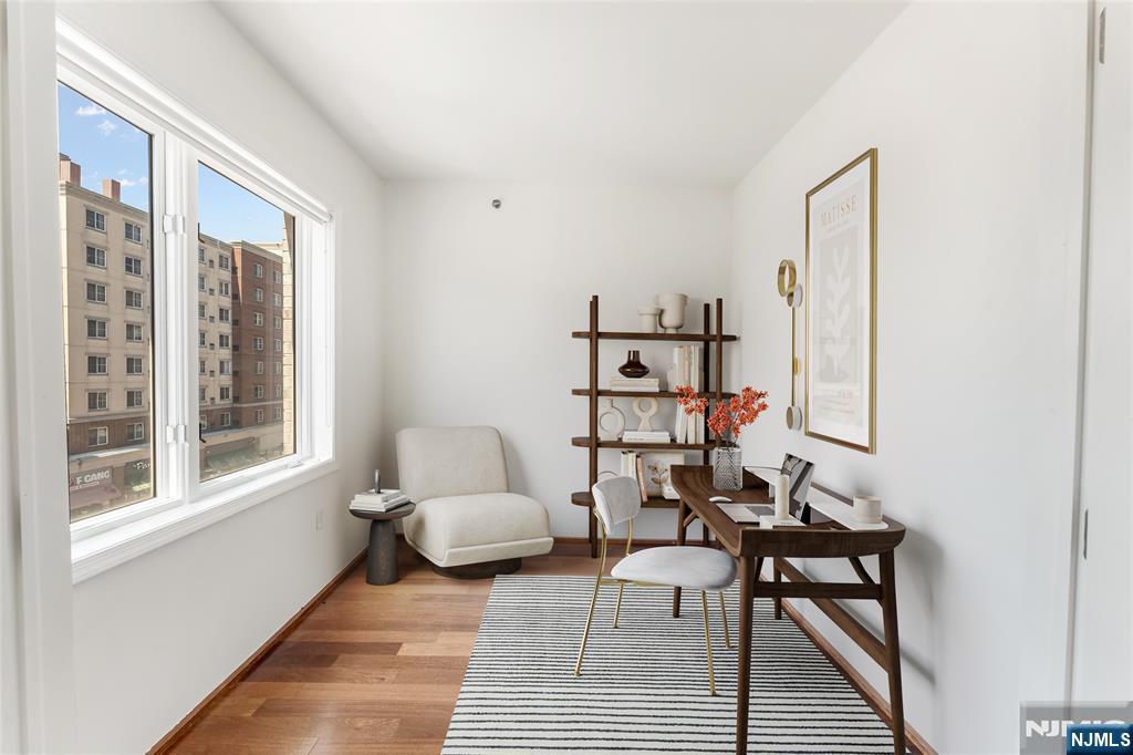 2305 City Pl, Edgewater, NJ 07020