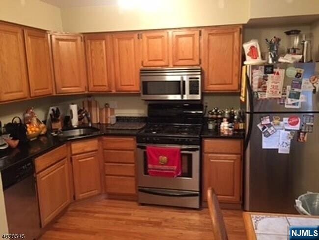 1241 Valley Road 2 - Photo 2