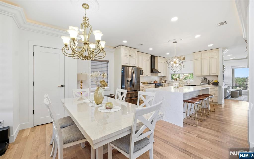 25 Mayfair Place, Clifton, NJ 07013 Listing Photo  7