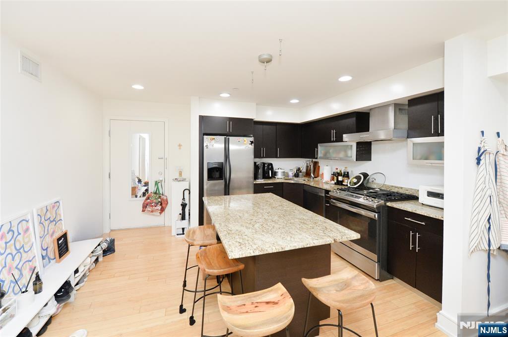 310 Cliff Lane 3F - Photo 3
