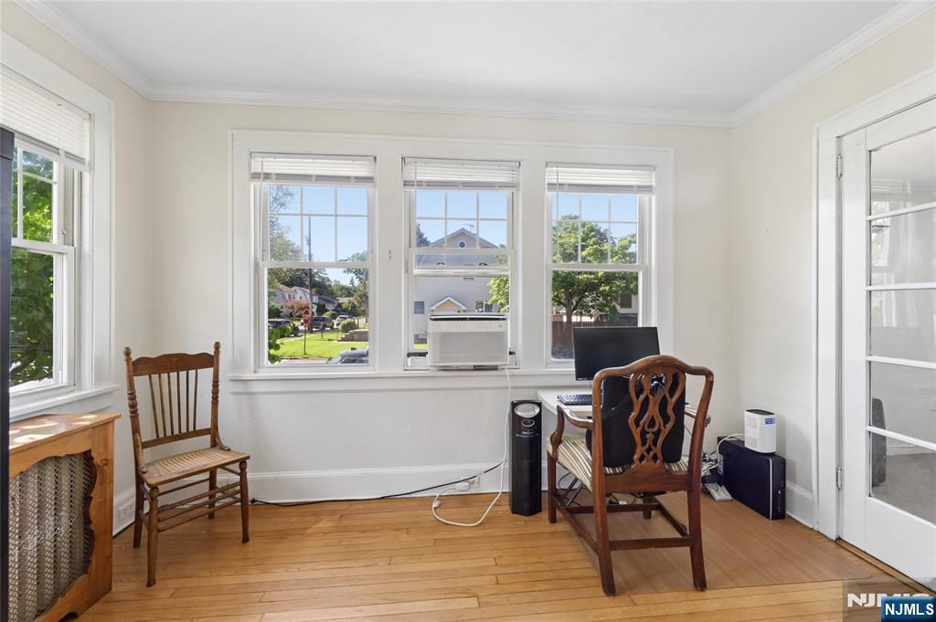 142 Kensington Avenue - Photo 5
