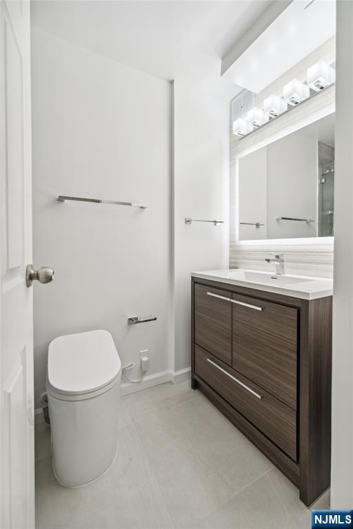 200 Winston #121, Cliffside Park, NJ 07010