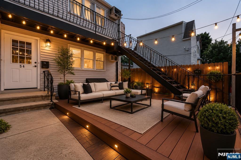 54 Chestnut Street - Photo 1