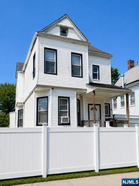 50 9th Avenue - Photo 3