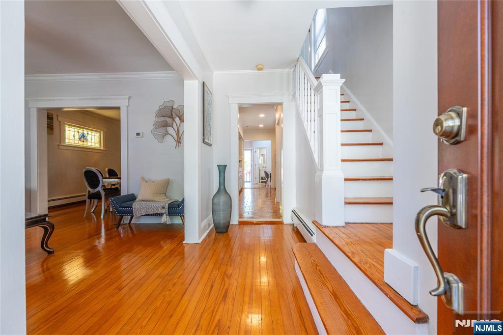 690 Garden Street - Photo 5