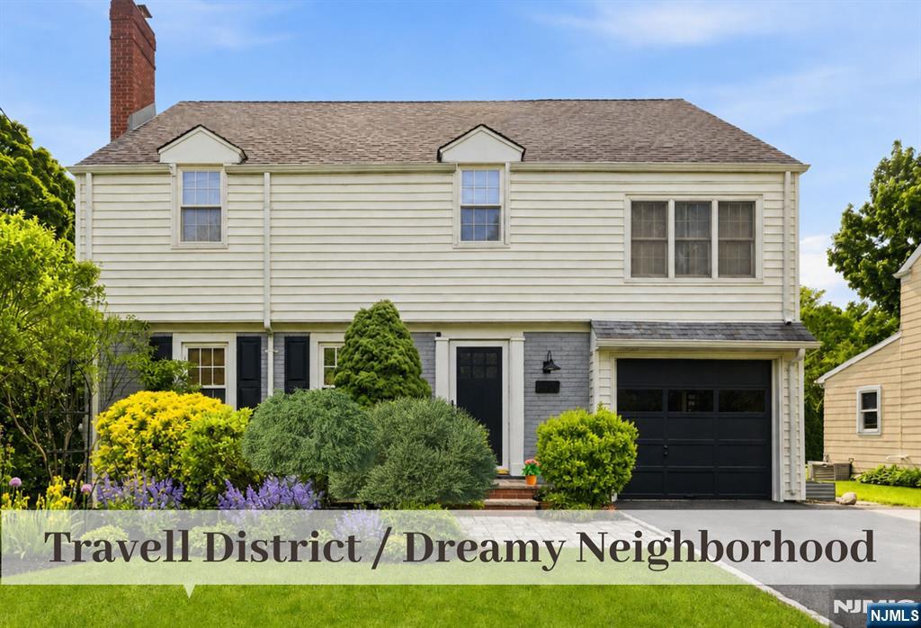 445 Fairfield Avenue - Photo 1