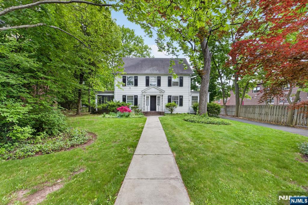 Homes for sale in Elizabeth, NJ | 817 823 Roanoke Ave, Elizabeth, NJ 07208 | MLS# 26017204
