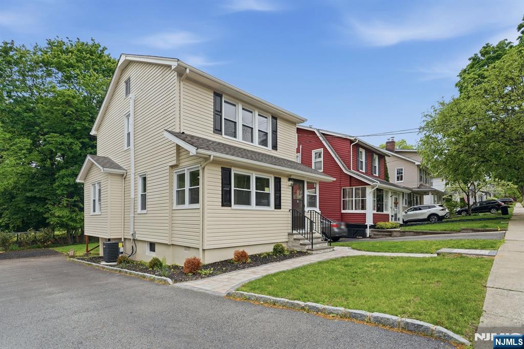 58 Yantecaw Avenue - Photo 1