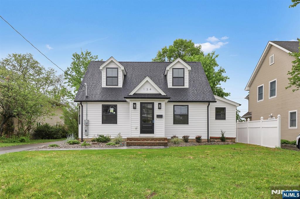 134 Johnson Avenue - Photo 1