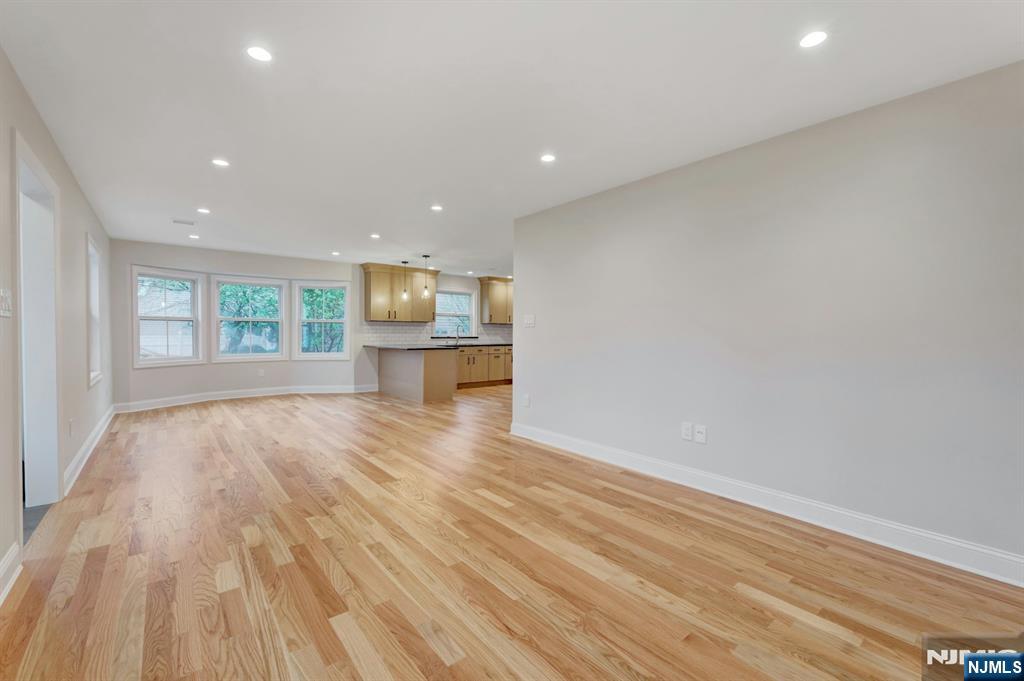 134 Johnson, Mahwah, NJ 07430 Listing Photo  5