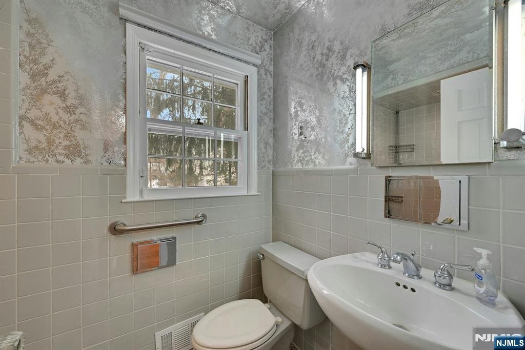 229 Allison Court — photo 15
