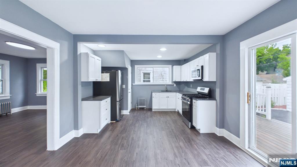 71 Leslie Street - Photo 4