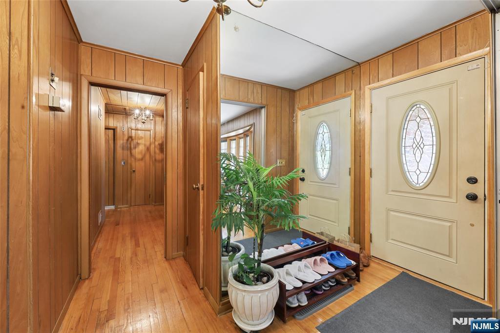 12 Beverly Road, Englewood Cliffs, NJ 07632 Listing Photo  14