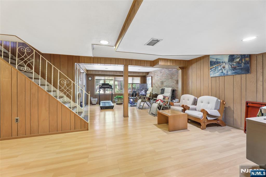 12 Beverly Road, Englewood Cliffs, NJ 07632 Listing Photo  25
