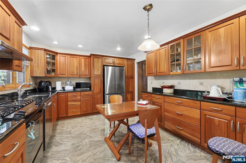 12 Beverly Road - Photo 5
