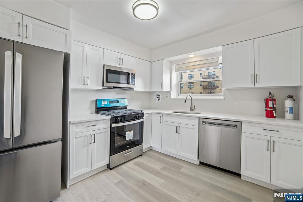 2430 8th Street #5B