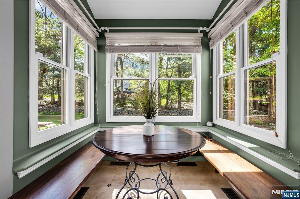 70 Forest Hills — photo 16