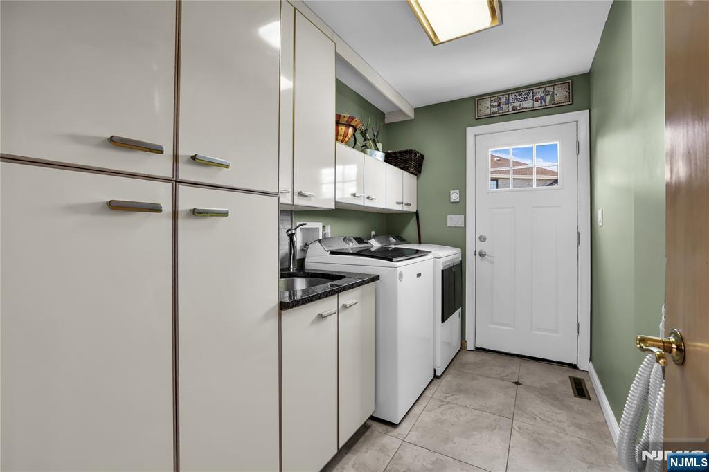 70 Forest Hills — photo 9