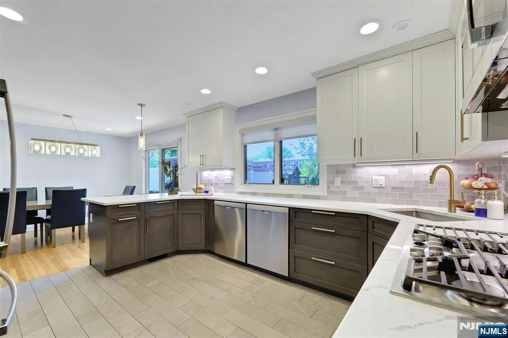 514 Rutland Avenue, Teaneck, NJ 07666 Listing Photo  13