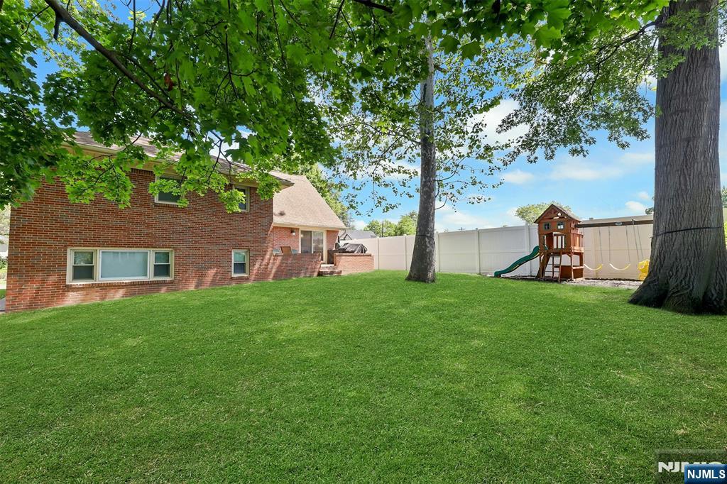 514 Rutland Avenue, Teaneck, NJ 07666 Listing Photo  33