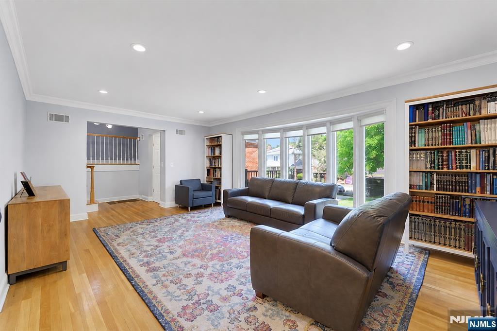 514 Rutland Avenue, Teaneck, NJ 07666 Listing Photo  6
