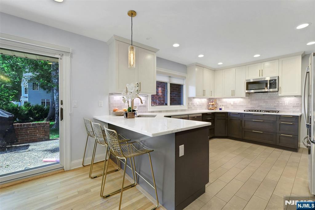 514 Rutland Avenue, Teaneck, NJ 07666 Listing Photo  9