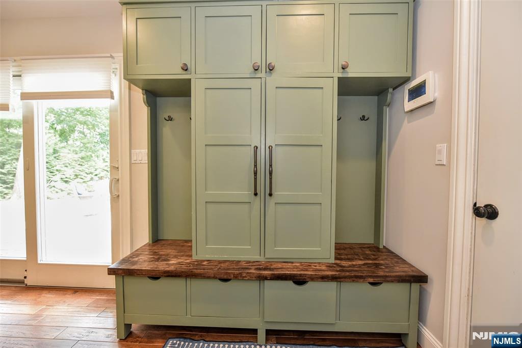 523 Ewing Avenue — photo 10