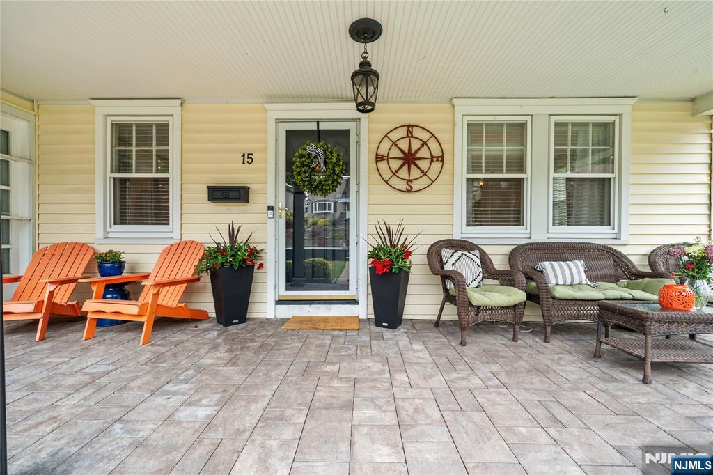 15 Valley Road - Photo 4
