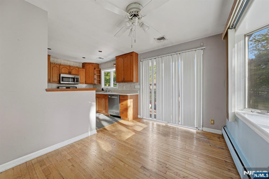 111 Deerfield Road - Photo 5