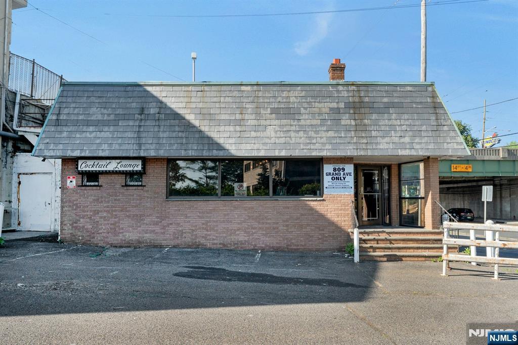 800 Grand Avenue - Photo 5