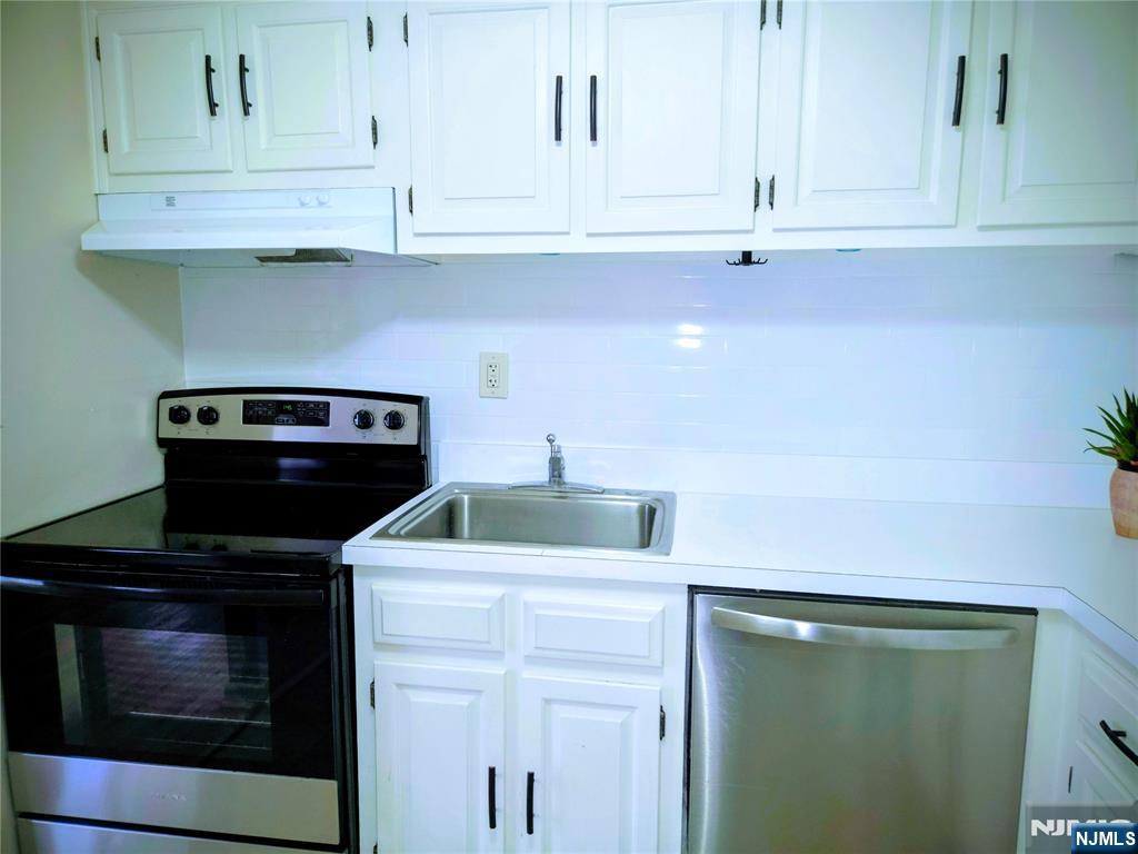 15 Cottage, #19 3A, Midland Park, NJ 07432 Listing Photo  17