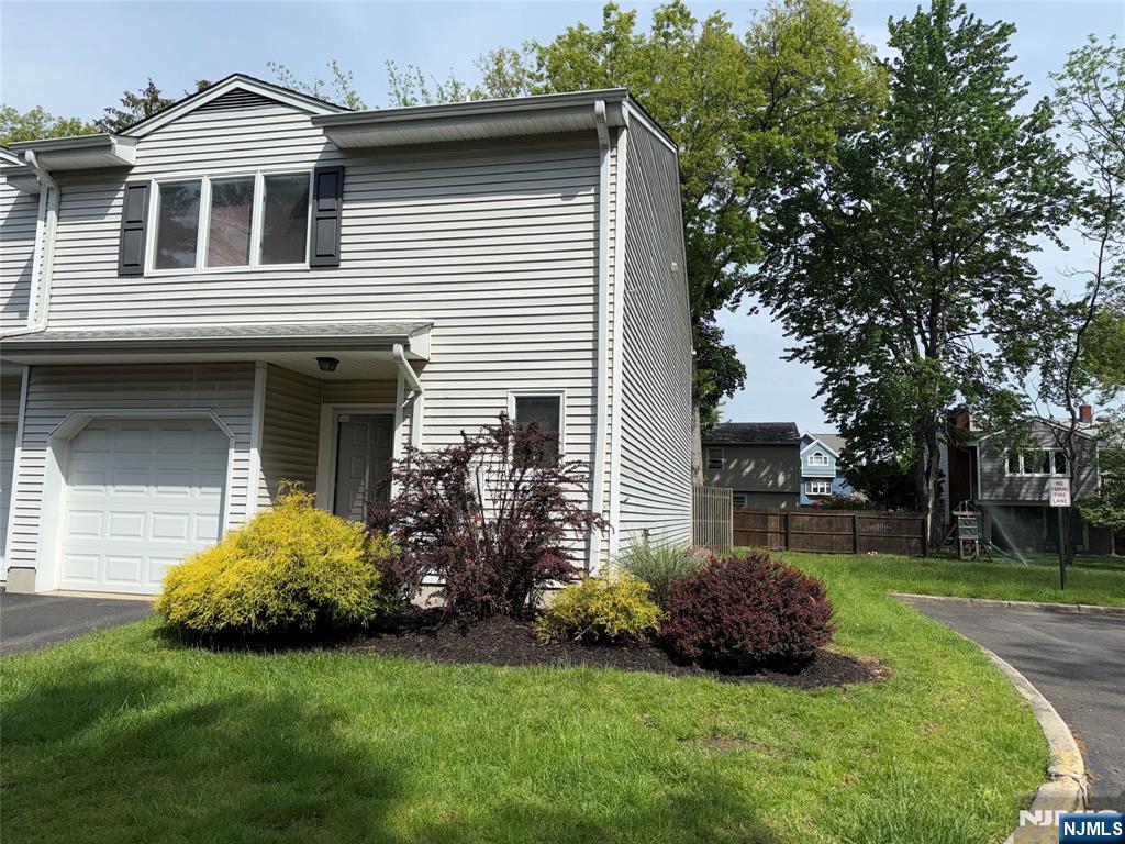 35 Meadowview Terrace 35 - Photo 1