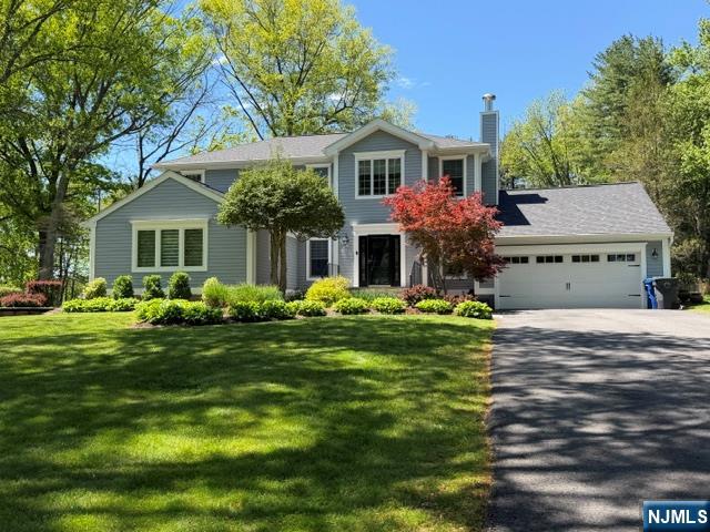 <p>Listings That Reflect Our Standards</p>