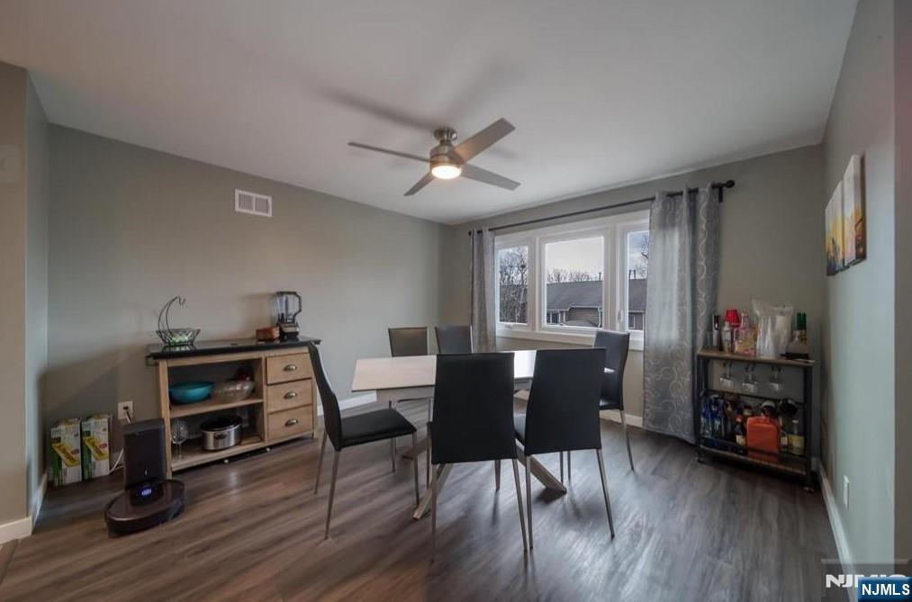 302 Heights Drive - Photo 2