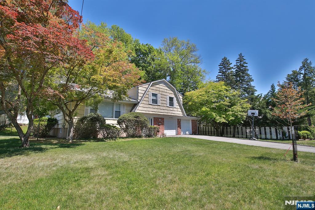 124 Lenox Avenue - Photo 3
