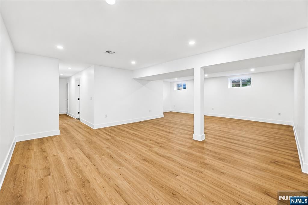 44 Cedar Street — photo 34