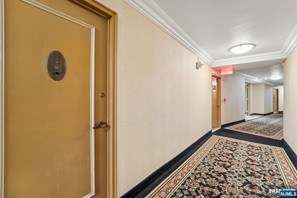 2000 Linwood Ave #4P, Fort Lee, NJ 07024