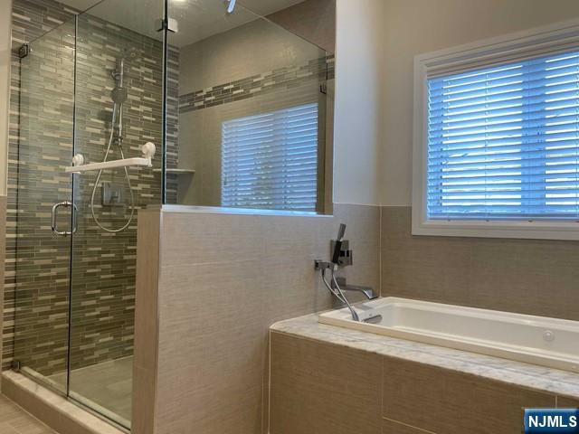 1582 John, Fort Lee, NJ 07024 Listing Photo  8