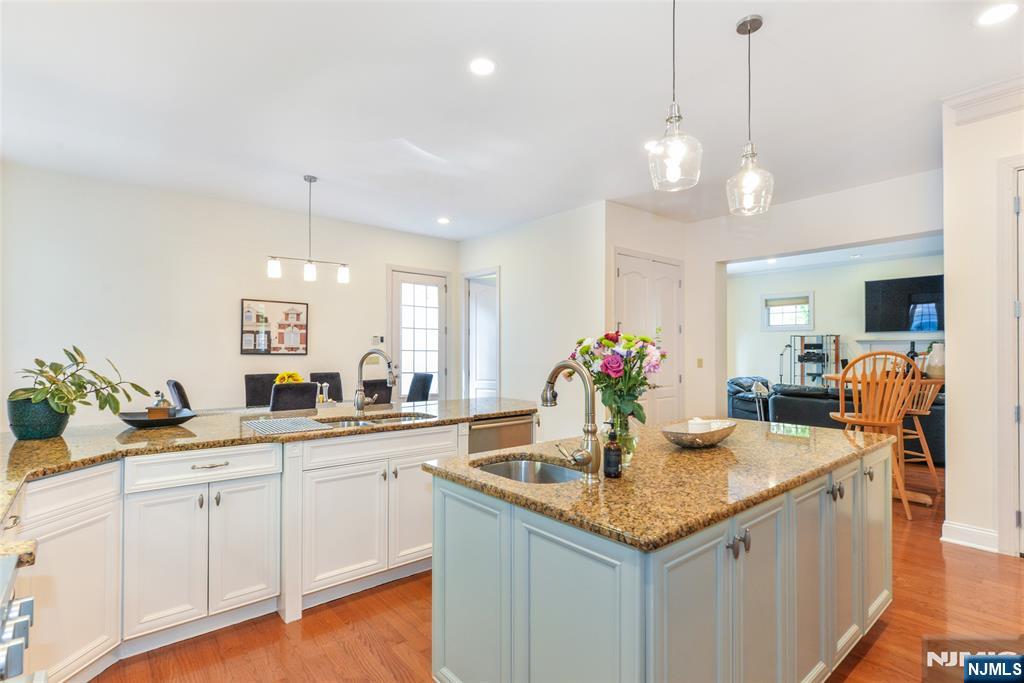 3 Christopher Court - Photo 11