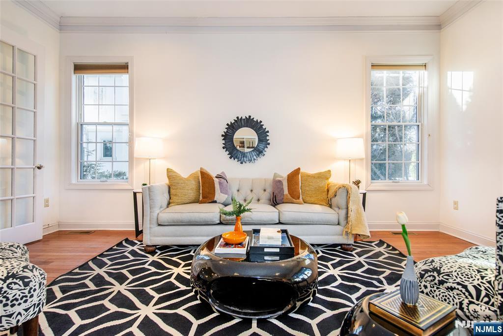 3 Christopher Court - Photo 3