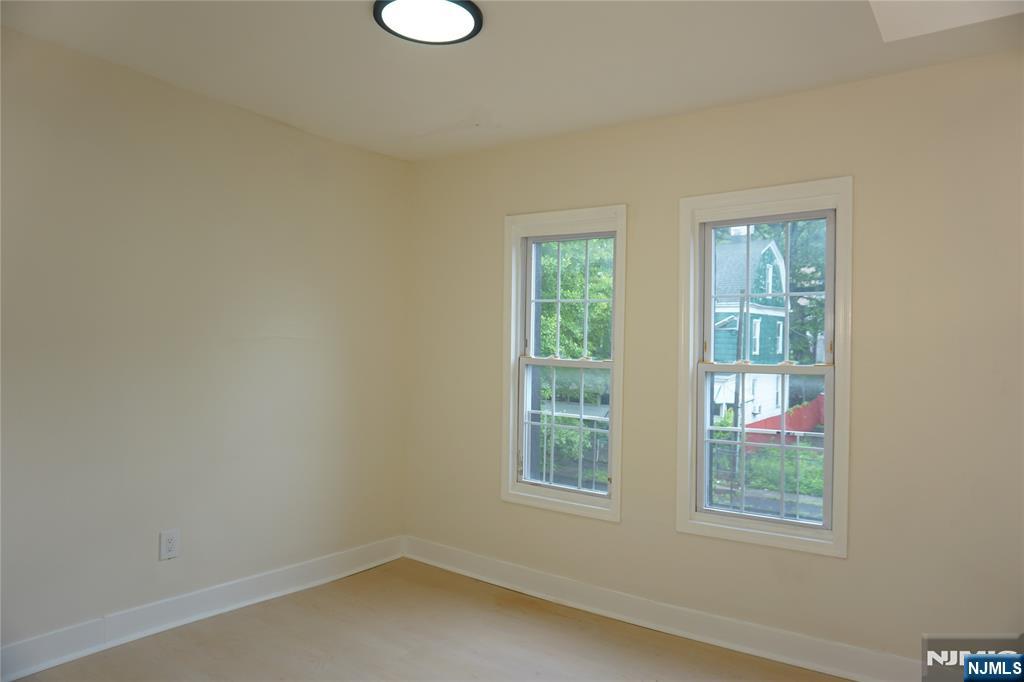116 19th Street - Photo 4