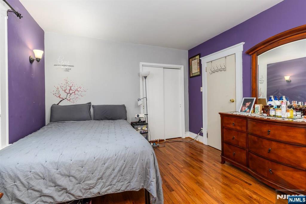 54 Bedford Avenue - Photo 15