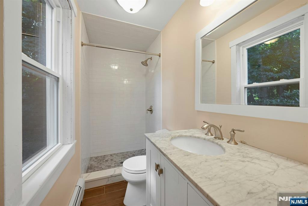 Full Bath Room
