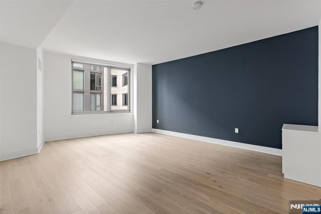 9 Ave At Port Imperial, #0911, West New York, NJ 07093 Listing Photo  13