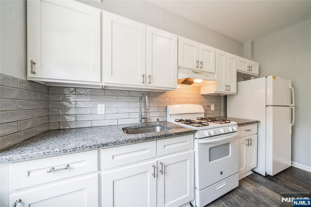 309 14th Street - Photo 5