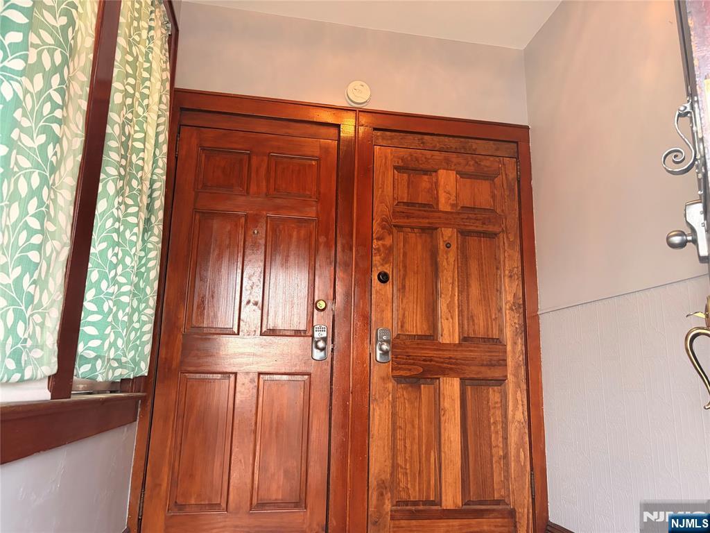 32 Hamilton Avenue - Photo 3