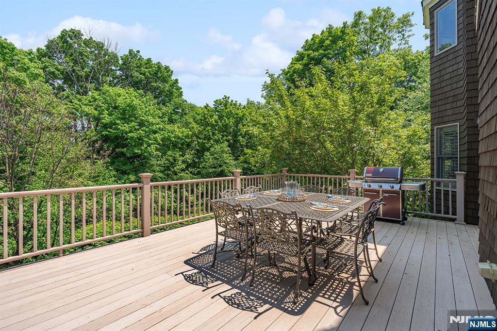 56 Pheasant Run, Kinnelon Borough, NJ 07405 Listing Photo  10