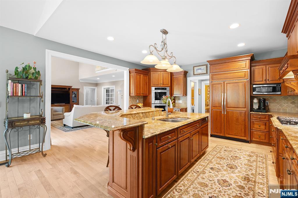 56 Pheasant Run, Kinnelon Borough, NJ 07405 Listing Photo  12