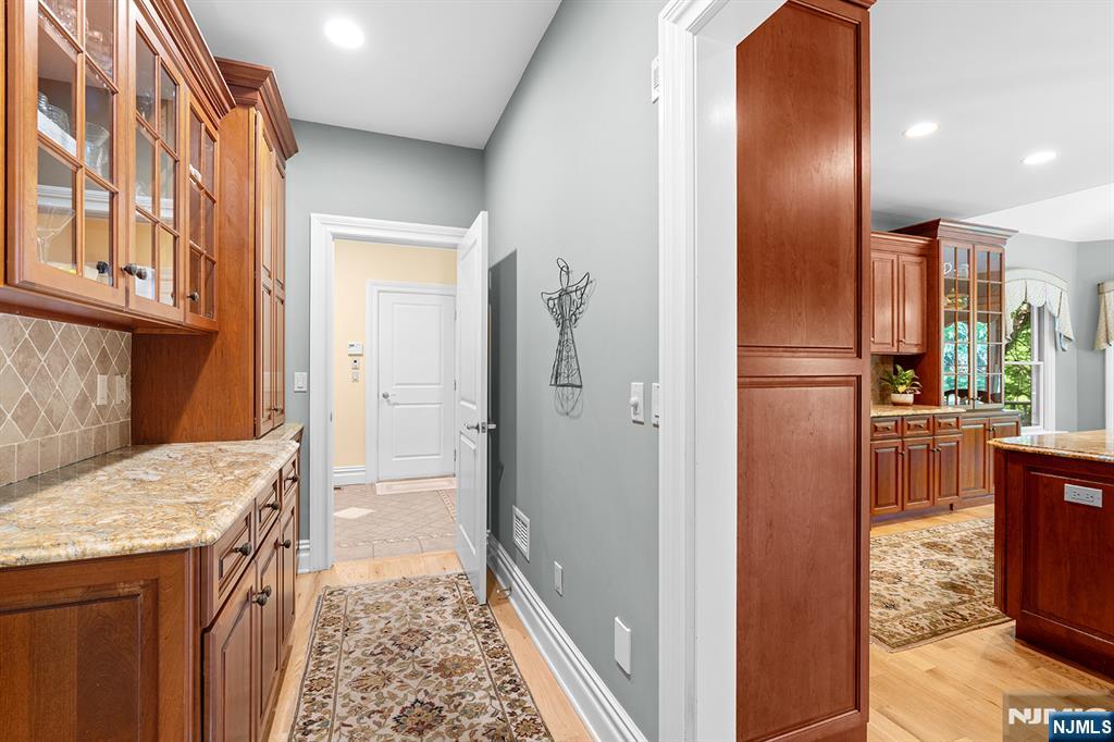 56 Pheasant Run, Kinnelon Borough, NJ 07405 Listing Photo  18